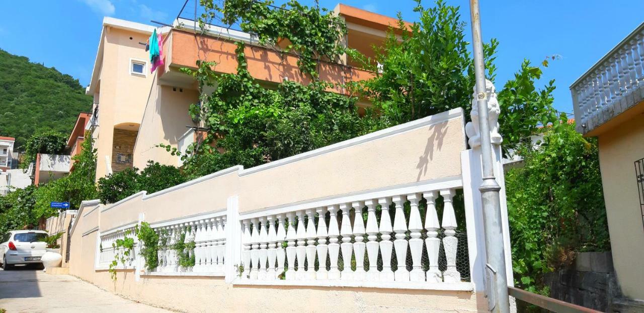 Apartments & Studios Tomanovic Budva Exterior photo